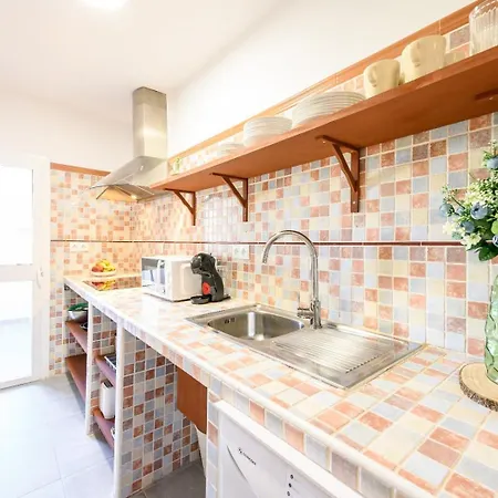 Edificio Bélgica By 10tosea Fuengirola